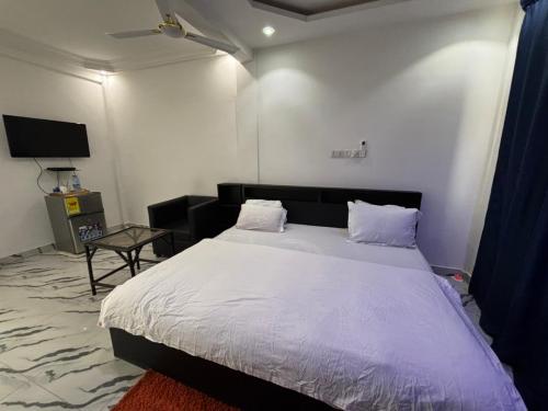 whatsapp_image_2026-01-17_at_11