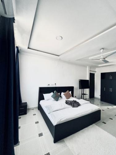 whatsapp_image_2026-01-18_at_4